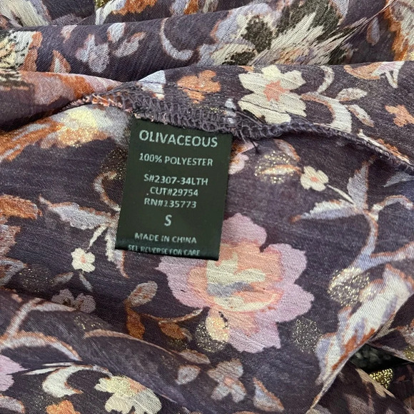 NWT!! Women’s Olivaceous purple blush gold shimmer button down top, Small - Picture 6 of 7